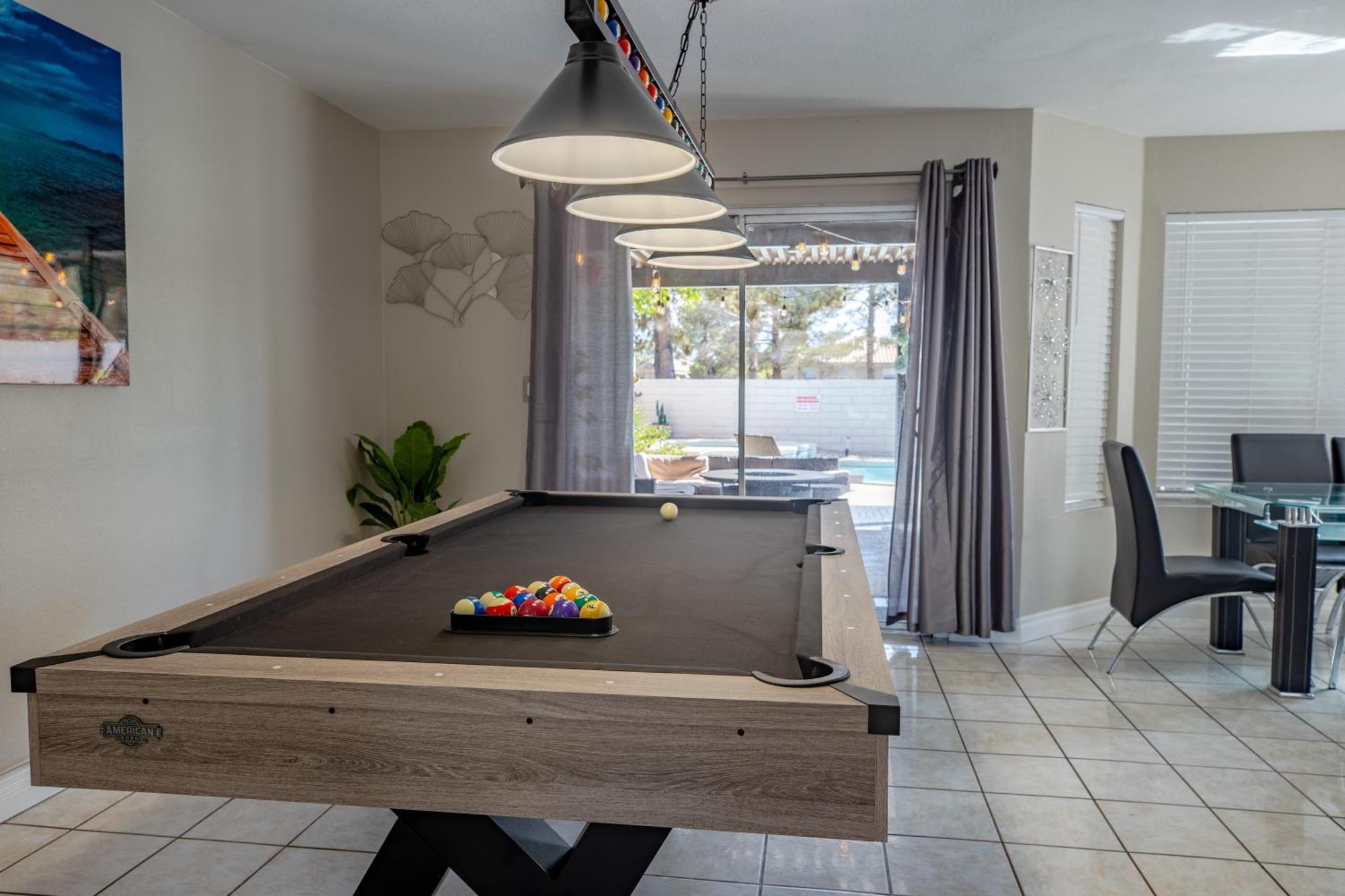 1800 Sqft House W/Heated Pool Spa 13Min From Strip Villa ลาสเวกัส ภายนอก รูปภาพ