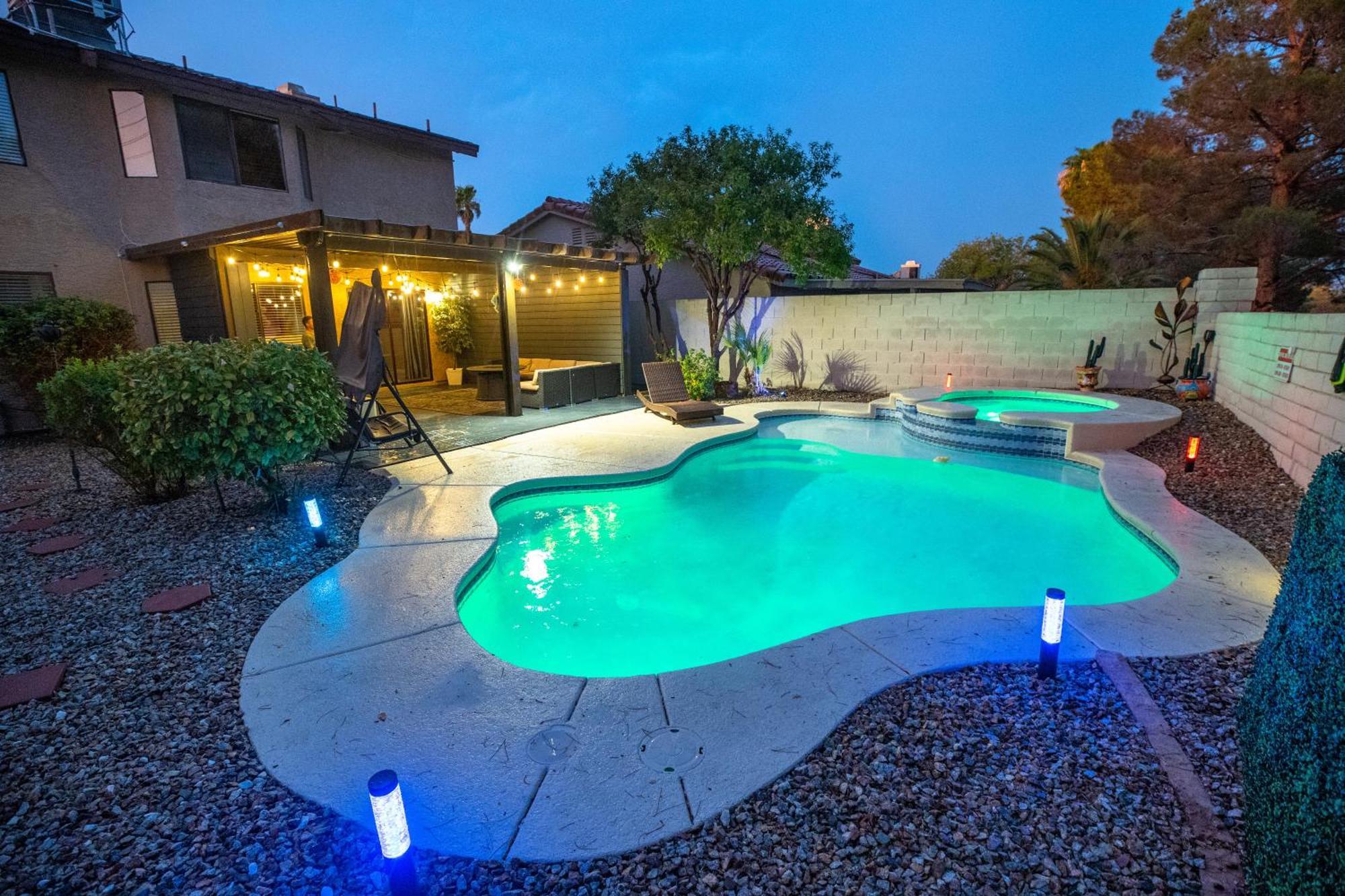 1800 Sqft House W/Heated Pool Spa 13Min From Strip Villa ลาสเวกัส ภายนอก รูปภาพ