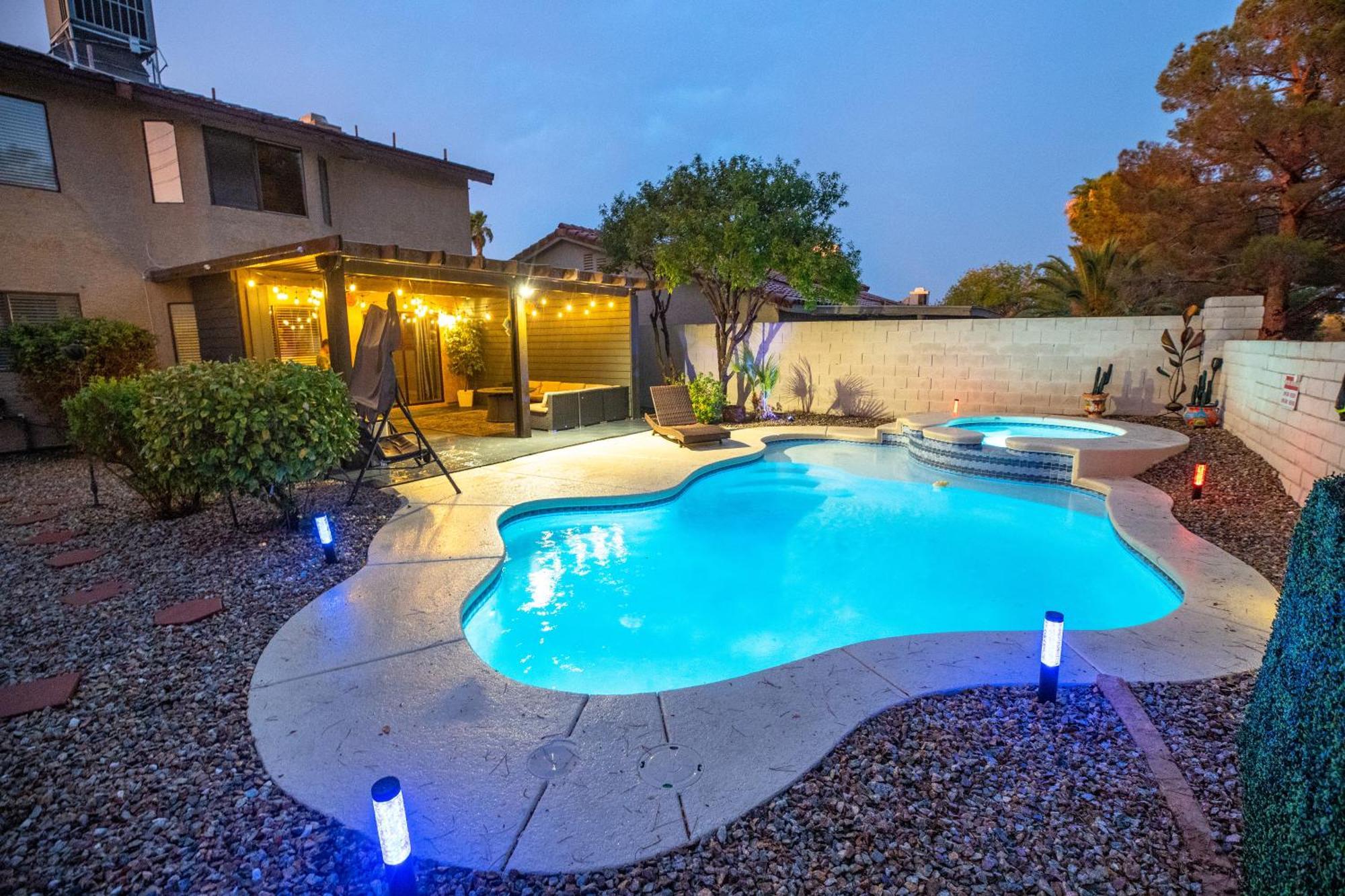 1800 Sqft House W/Heated Pool Spa 13Min From Strip Villa ลาสเวกัส ภายนอก รูปภาพ